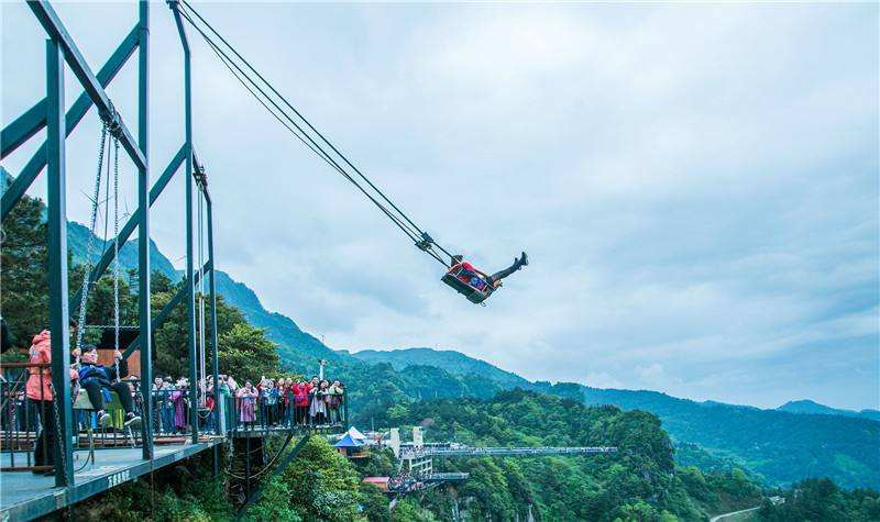 如何做好懸崖秋千設(shè)備的維護(hù)工作？